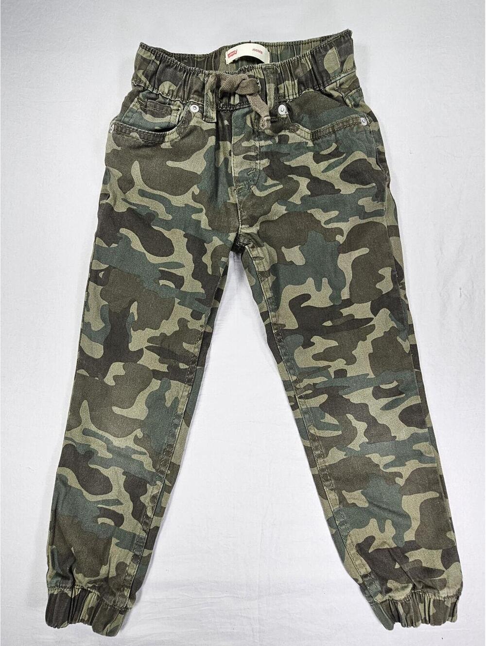 Levi's Camouflage Jogger Pants. Kids size 6 reg.